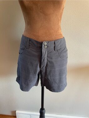 Horny Toad Women's Grey Textured Cargo Shorts